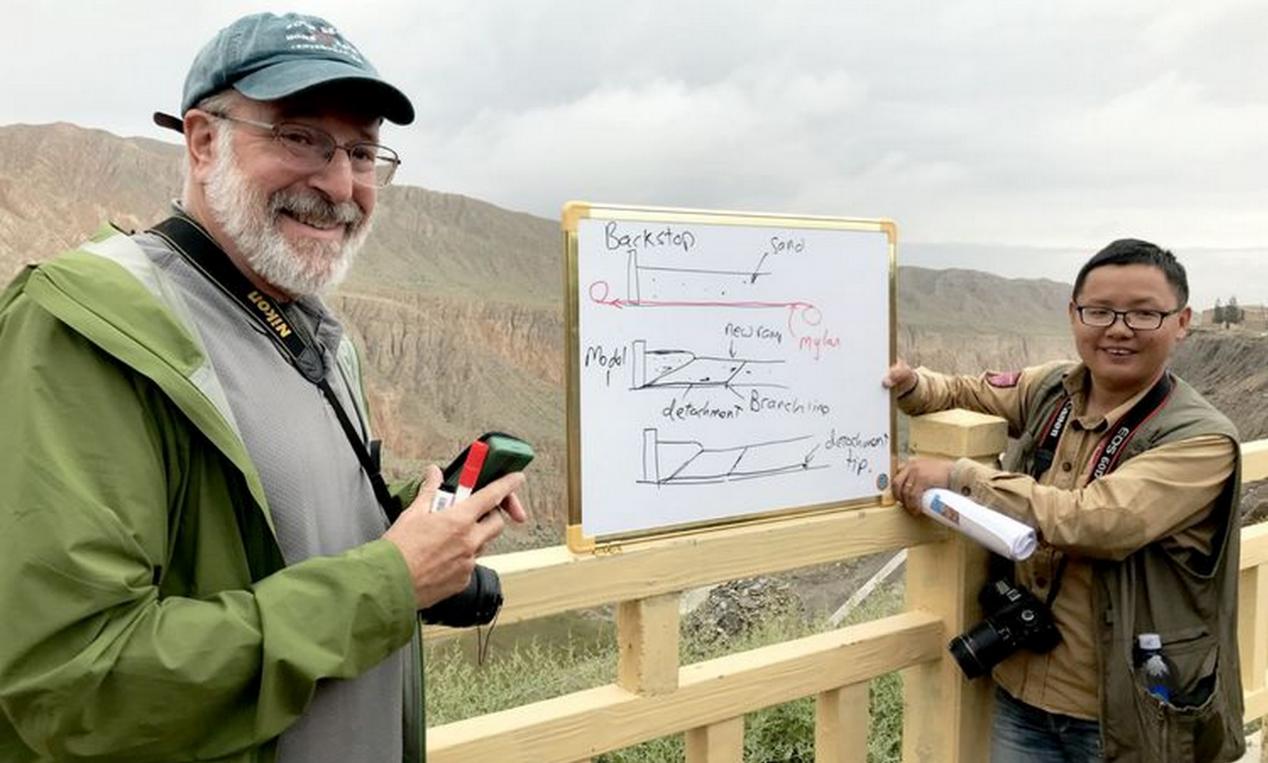 图片2.jpg 图片2.jpg